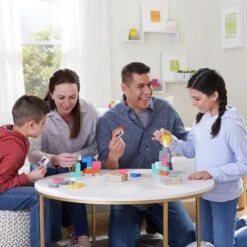 Hasbro Jenga Maker, Geschicklichkeitsspiel 11 Hasbro Jenga Maker, Geschicklichkeitsspiel -Trendiger Spielzeugladen Hasbro Jenga Maker Geschicklichkeitsspiel@@1824970 3