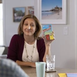 Hasbro Monopoly Kids, Kartenspiel -Trendiger Spielzeugladen Hasbro Monopoly Kids Kartenspiel@@1771691 18