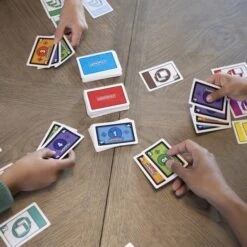 Hasbro Monopoly Kids, Kartenspiel -Trendiger Spielzeugladen Hasbro Monopoly Kids Kartenspiel@@1771691 8