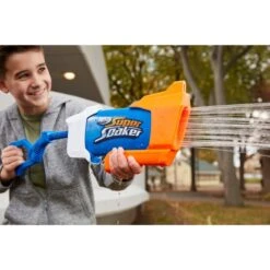 Hasbro Nerf Super Soaker Rainstorm, Wasserpistole 12 Hasbro Nerf Super Soaker Rainstorm, Wasserpistole -Trendiger Spielzeugladen Hasbro Nerf Super Soaker Rainstorm Wasserpistole@@1778245 4