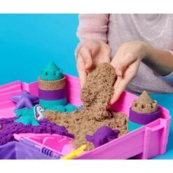 Spin Master Kinetic Sand - Meerjungfrauen Koffer, Spielsand -Trendiger Spielzeugladen Spin Master Kinetic Sand Meerjungfrauen Koffer Spielsand@@1849537 3