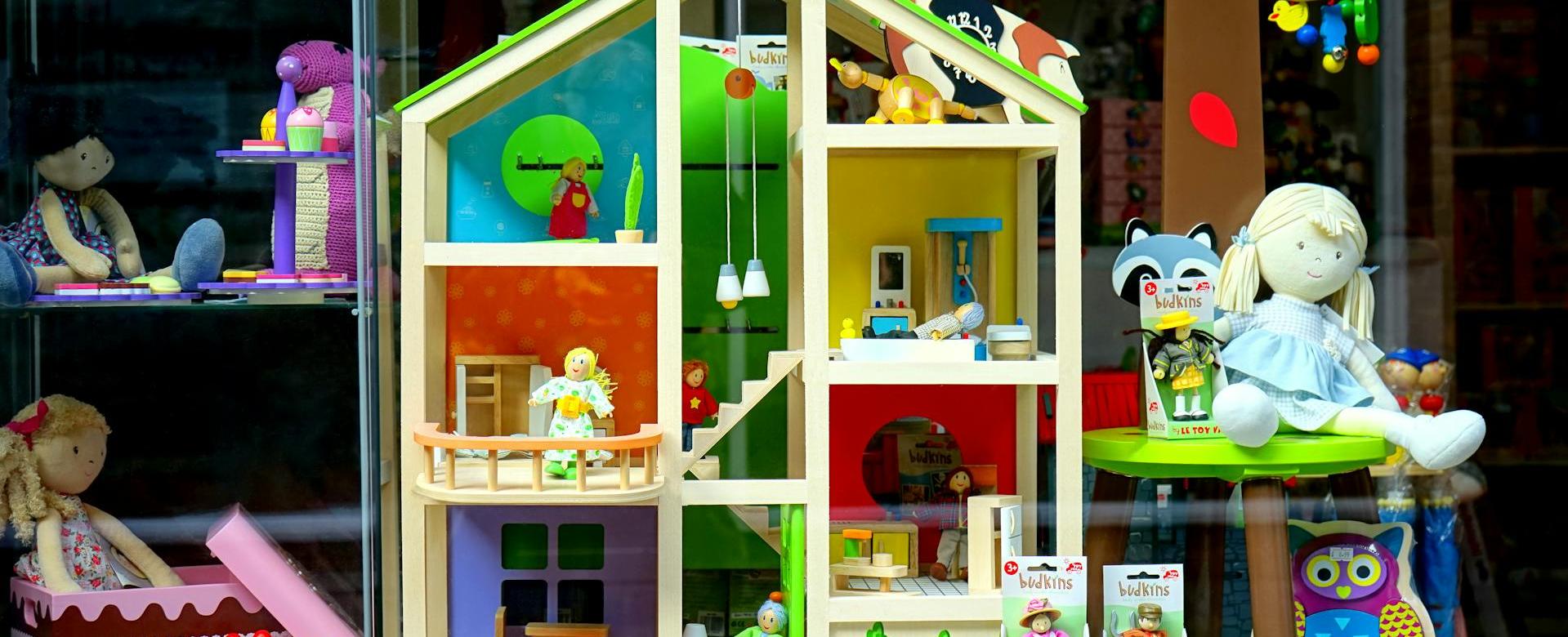 Trendiger Spielzeugladen -Trendiger Spielzeugladen pexels mikebirdy 191360